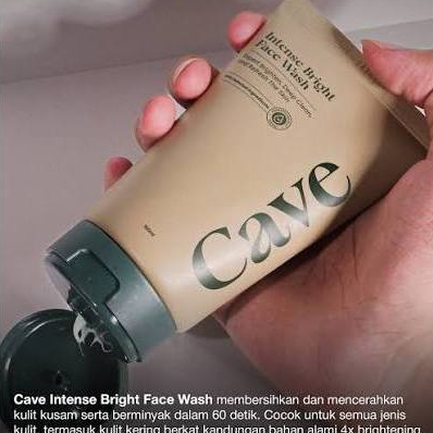Cave Intense Bright Face Wash 100ml Serum wajah yang membantu mencerahkan kulit, meratakan warna kulit, serta mengurangi tampilan jerawat untuk kulit yang lebih bersih dan sehat — foto 3